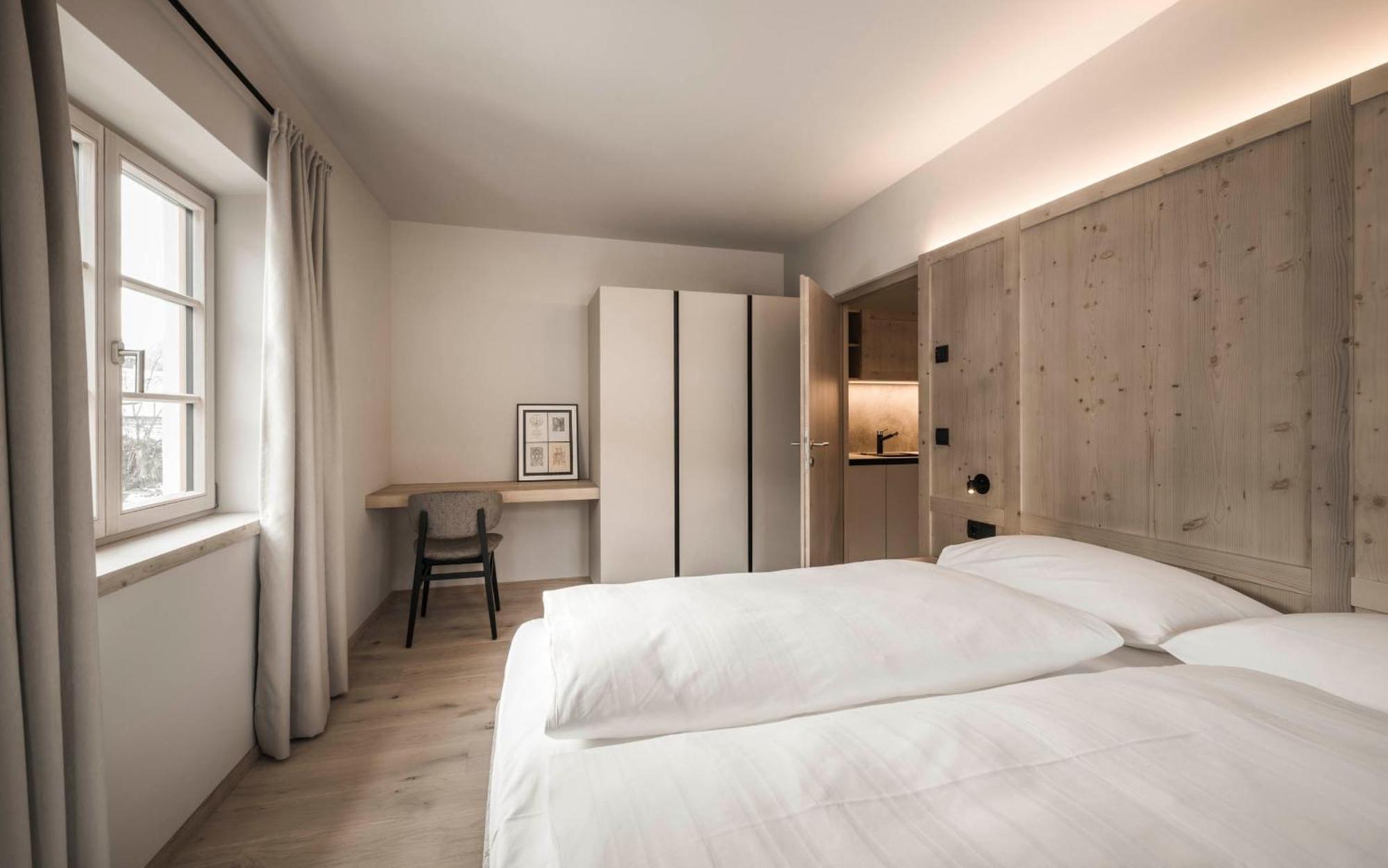 Hofergut Suites & Apartments Riscone Room photo